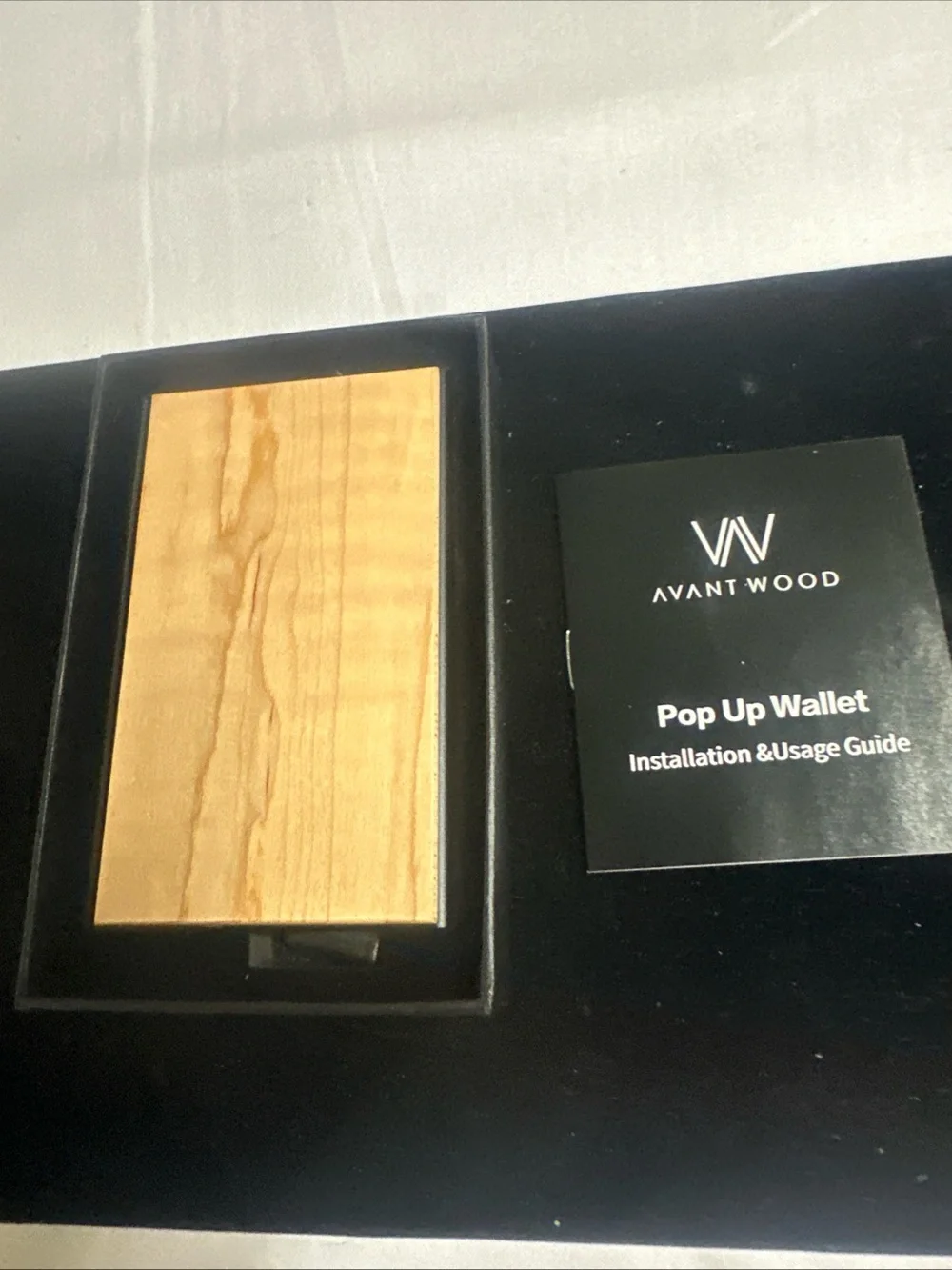 Aventwood Men’s Wood Popup Wallet Cardholder